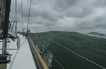 hoge golven voor de Oosterschelde
